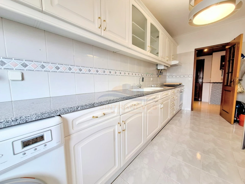 Apartamento T1 para Venda em Cacém e São Marcos Foto 10