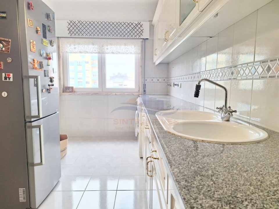 Apartamento T1 para Venda em Cacém e São Marcos Foto 15