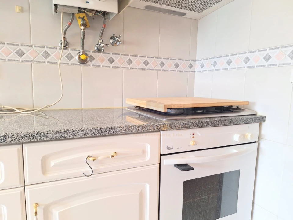 Apartamento T1 para Venda em Cacém e São Marcos Foto 16