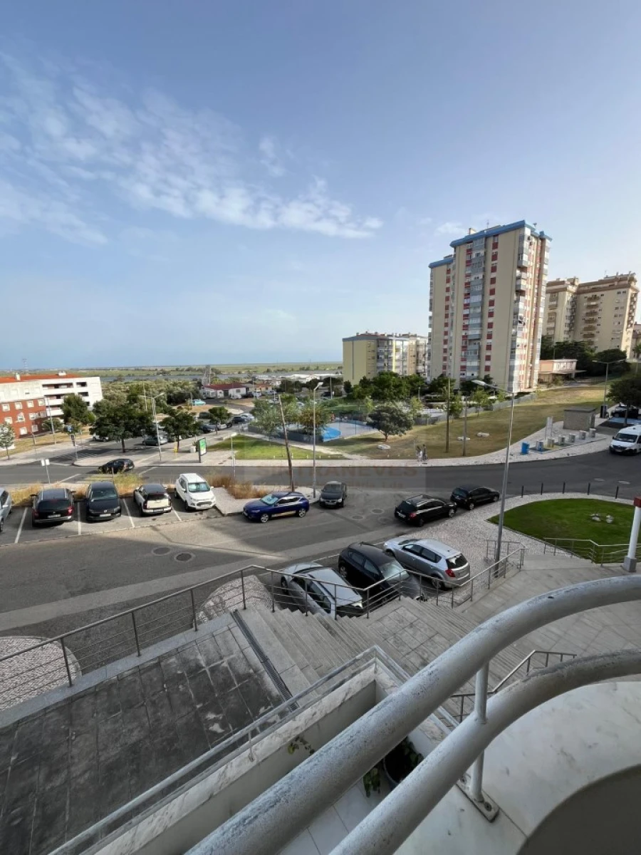 Apartamento T3 para Venda em Vila Franca de Xira Foto 1