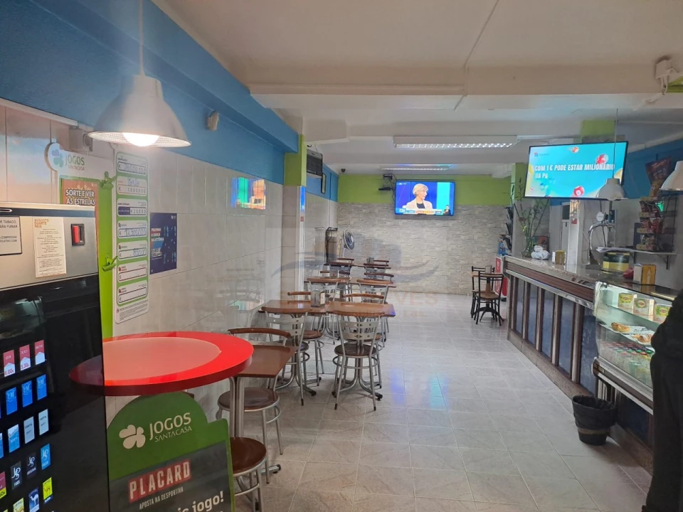 Negócio para Venda em Massamá e Monte Abraão Foto 8