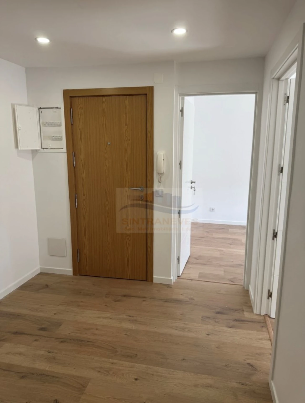 Apartamento T3 para Venda em Venteira Foto 7