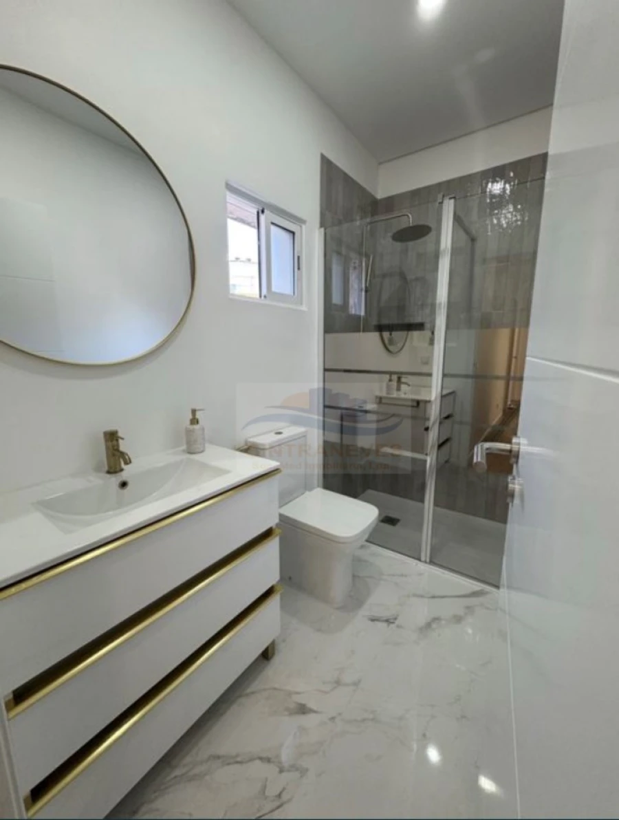 Apartamento T3 para Venda em Venteira Foto 2