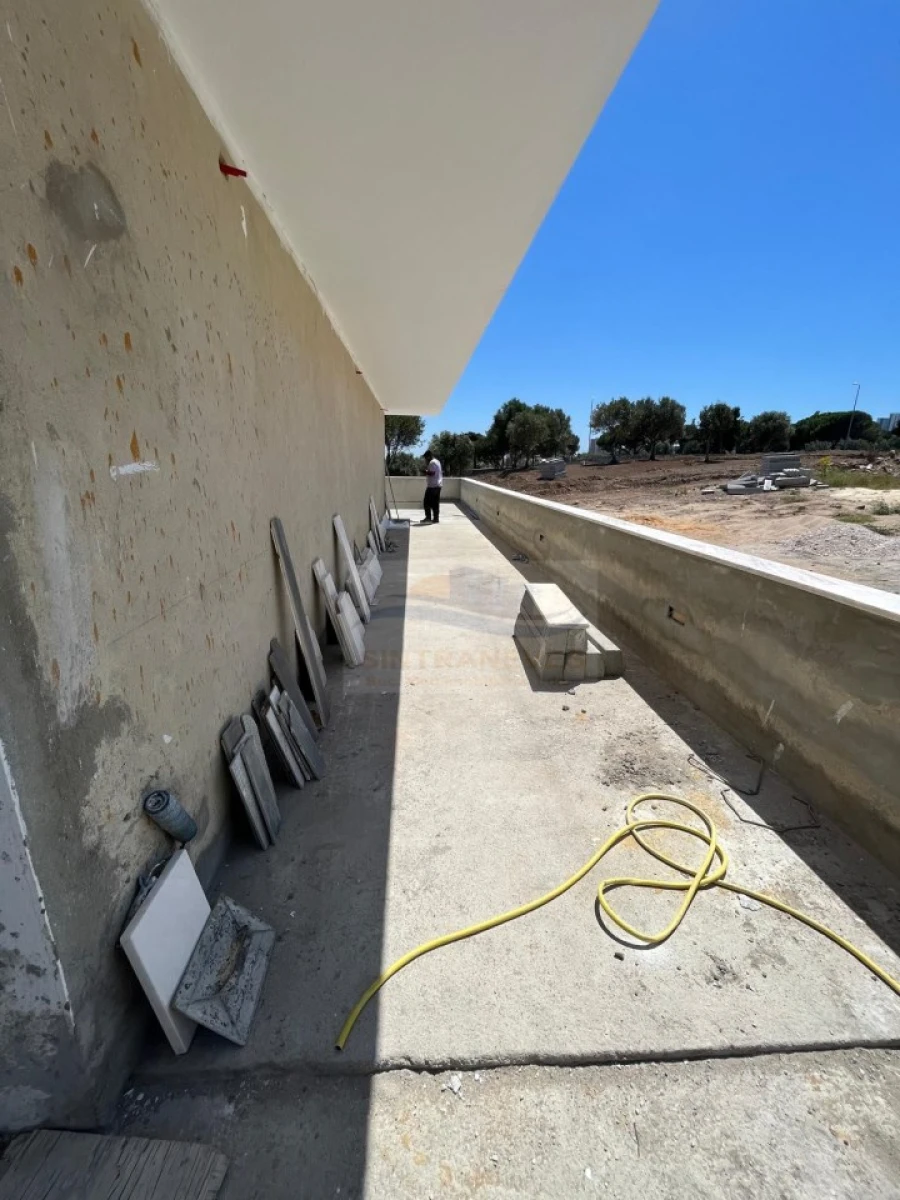 Moradia T3 para Venda em Santo António dos Cavaleiros e Frielas Foto 19