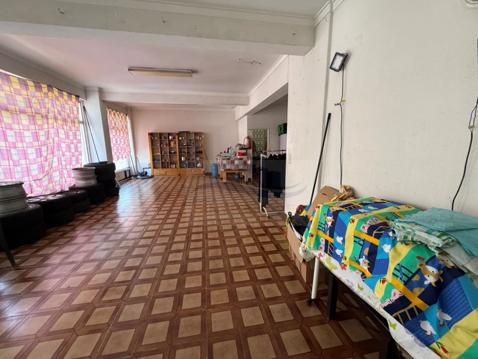 Loja para Venda em Falagueira-Venda Nova Foto 5