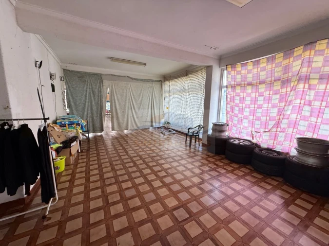 Loja para Venda em Falagueira-Venda Nova