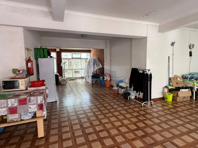 Loja para Venda em Falagueira-Venda Nova Foto 6