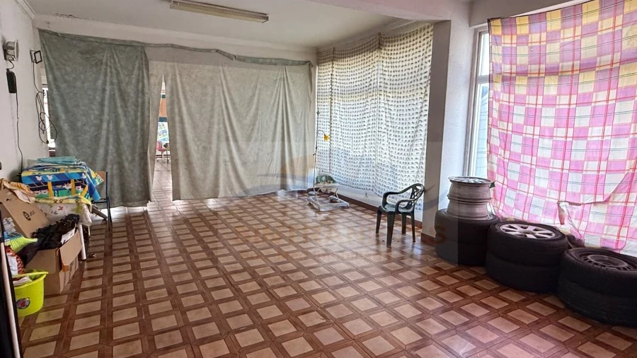 Loja para Venda em Falagueira-Venda Nova