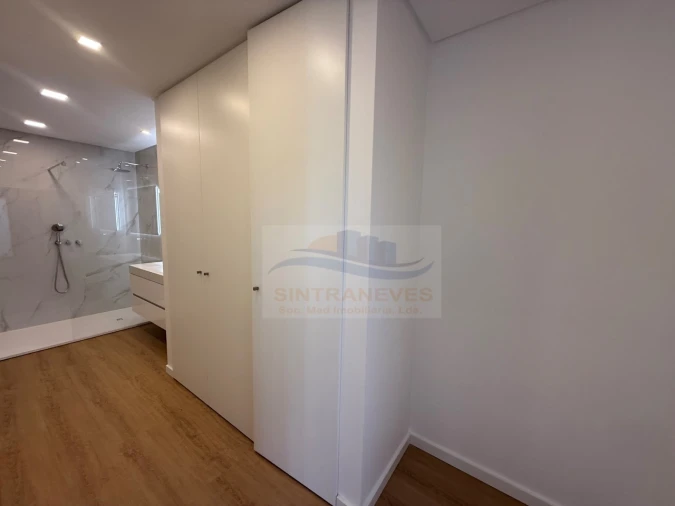 Moradia T9 para Venda em Loures Foto 74