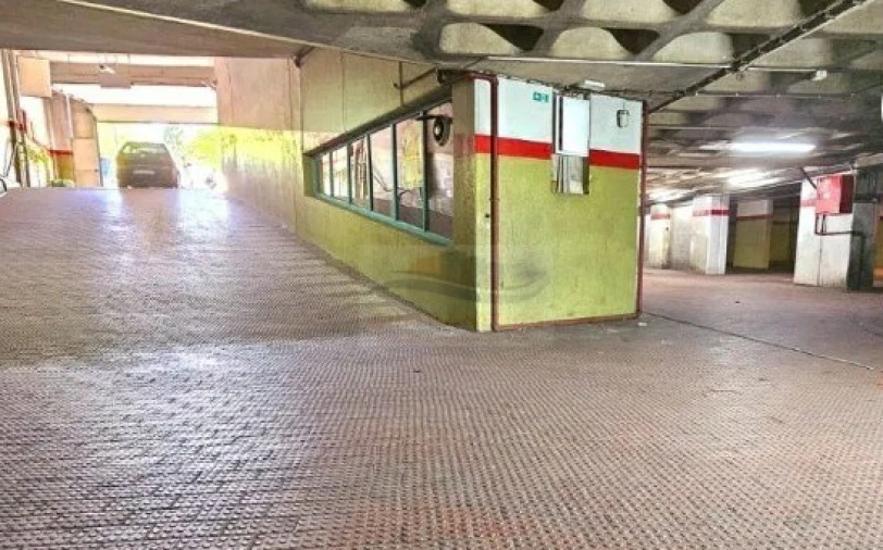 Garagem para Venda em Venteira Foto 7