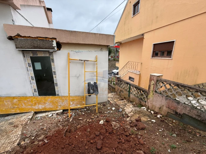 Moradia T4 para Venda em Santa Maria, São Pedro e Matacães Foto 9