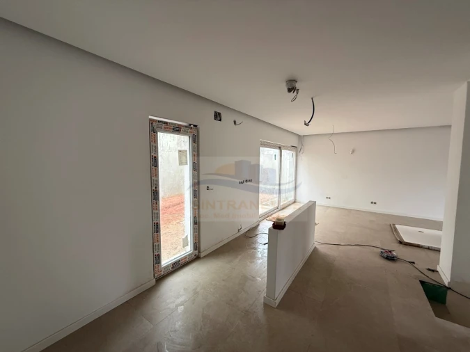 Moradia T4 para Venda em Santa Maria, São Pedro e Matacães Foto 16