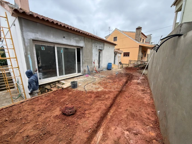 Moradia T4 para Venda em Santa Maria, São Pedro e Matacães Foto 17