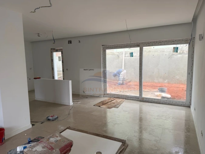 Moradia T4 para Venda em Santa Maria, São Pedro e Matacães Foto 26