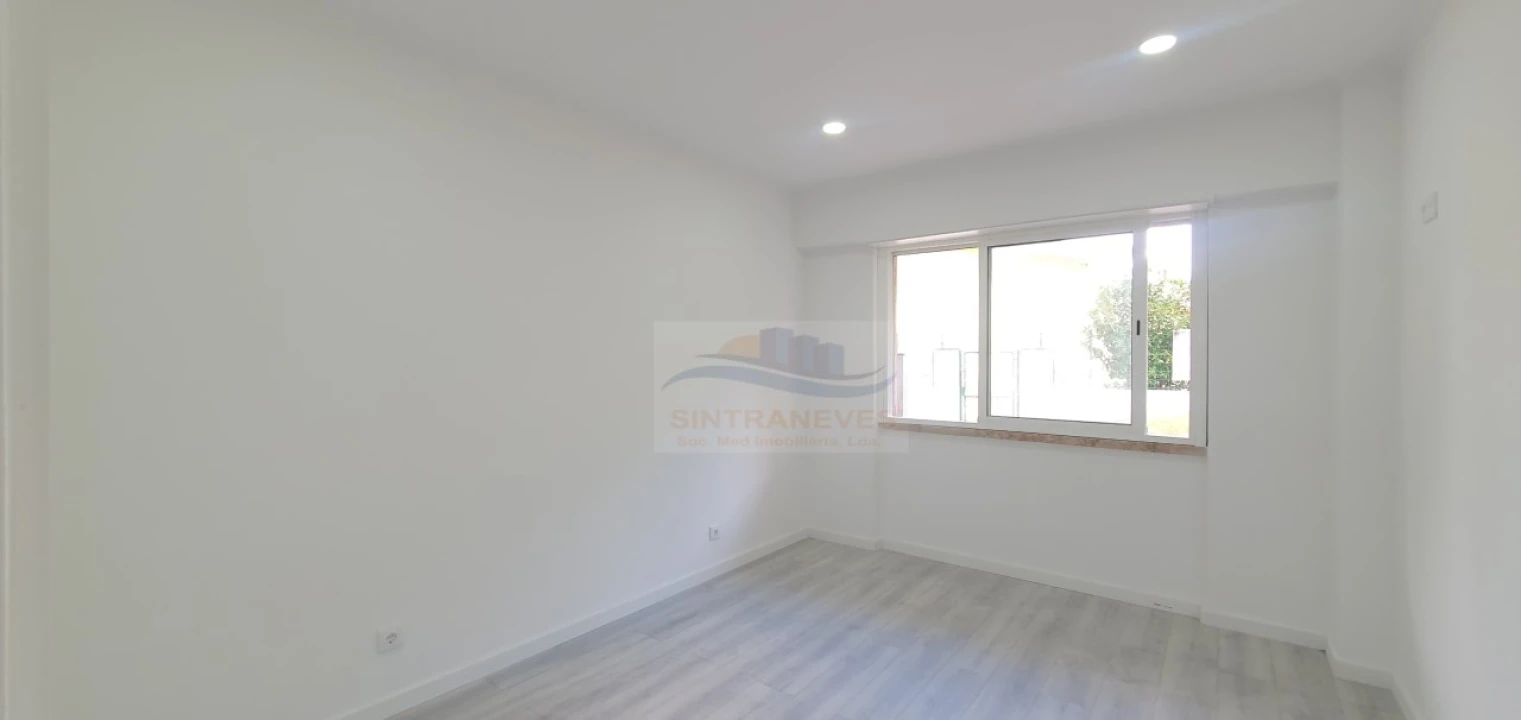 Apartamento T3 para Venda em Águas Livres Foto 5