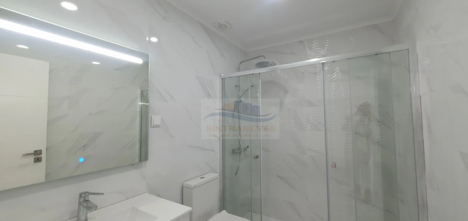 Apartamento T3 para Venda em Águas Livres Foto 12
