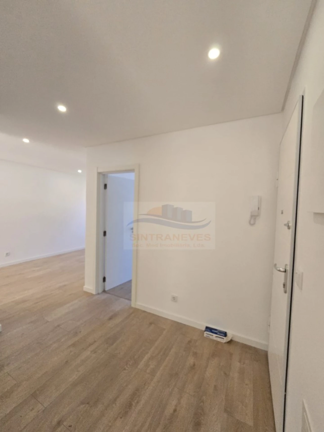 Apartamento T3 para Venda em Águas Livres Foto 20
