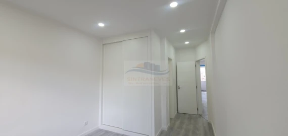 Apartamento T3 para Venda em Águas Livres