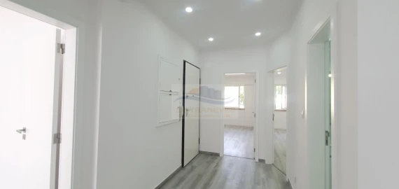 Apartamento T3 para Venda em Águas Livres