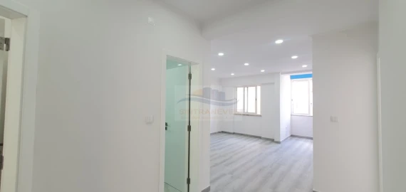 Apartamento T3 para Venda em Águas Livres