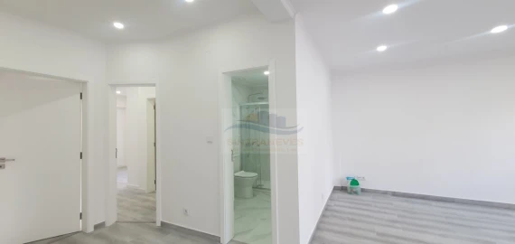 Apartamento T3 para Venda em Águas Livres