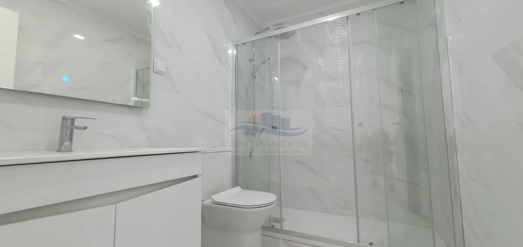 Apartamento T3 para Venda em Águas Livres Foto 13