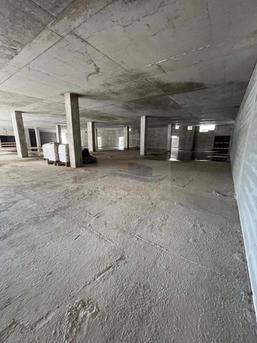 Armazém para Venda em Sacavém e Prior Velho Foto 3