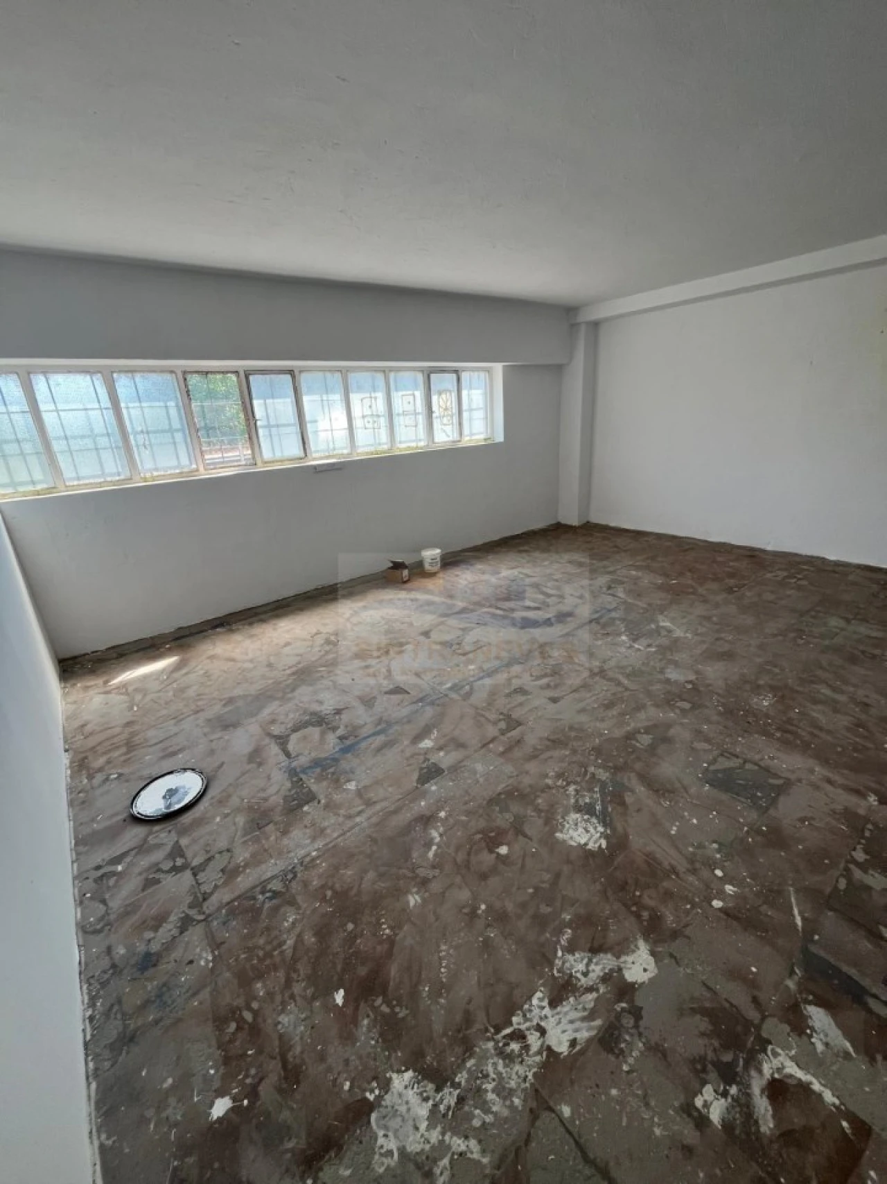 Armazém para Arrendamento em Camarate, Unhos e Apelação Foto 12