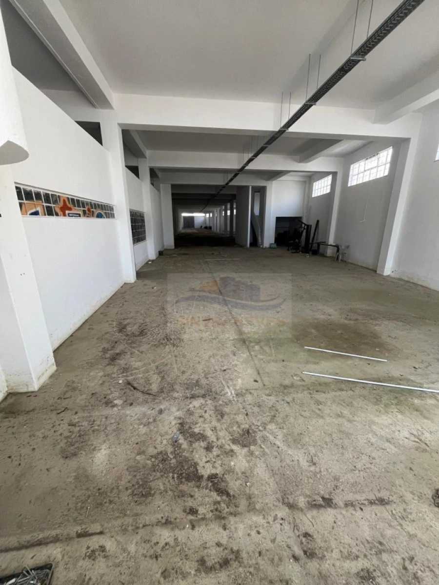 Armazém para Arrendamento em Camarate, Unhos e Apelação Foto 16