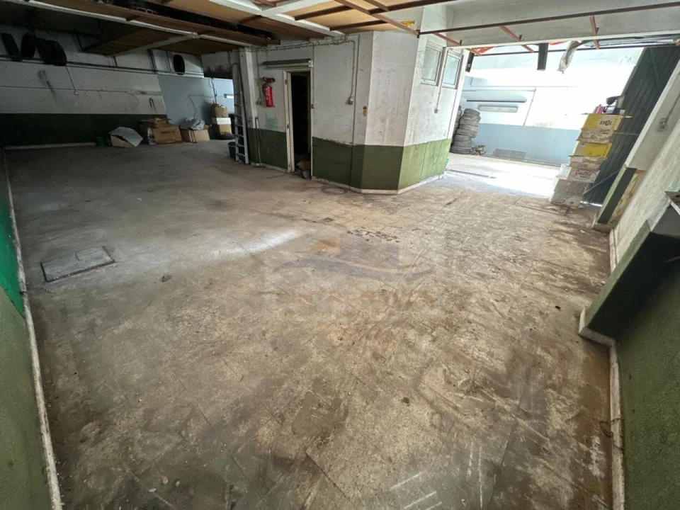 Armazém para Venda em Falagueira-Venda Nova Foto 4