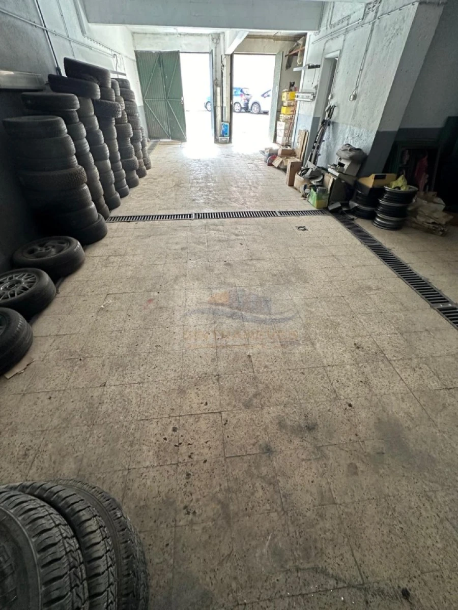 Armazém para Venda em Falagueira-Venda Nova Foto 3