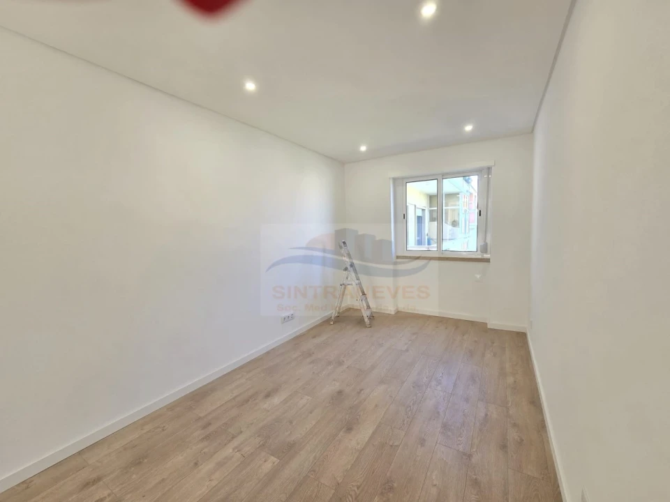 Apartamento T2 para Venda em Mina de Água Foto 7