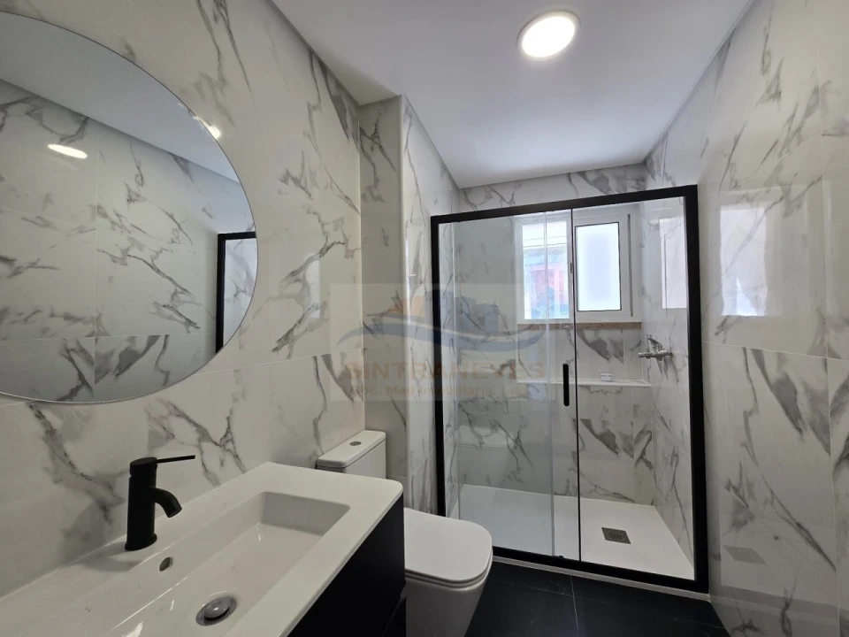Apartamento T2 para Venda em Mina de Água Foto 9