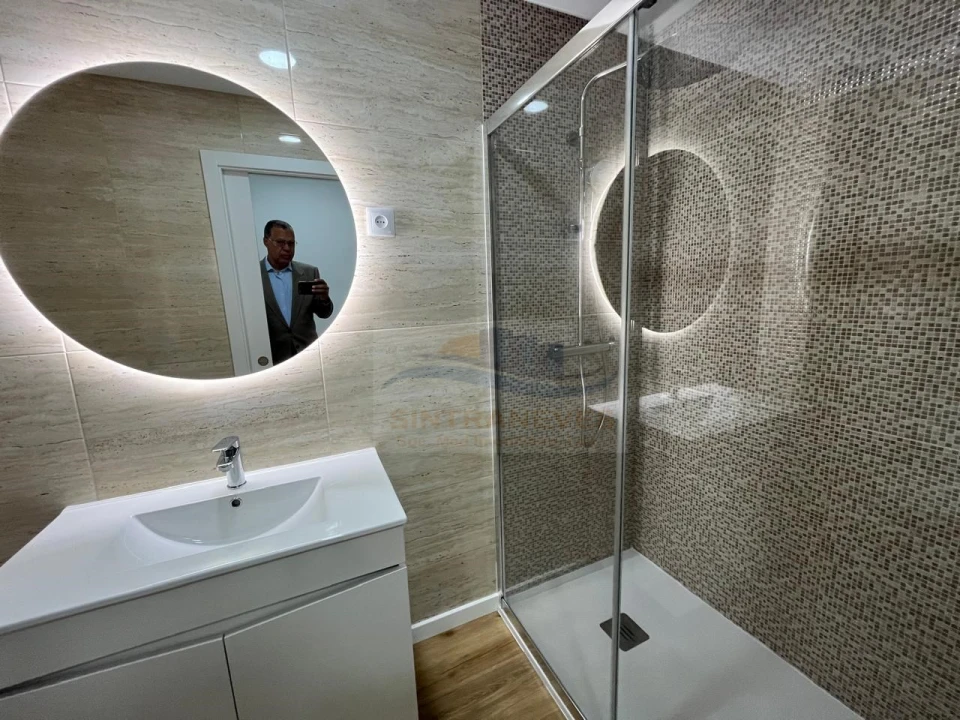 Apartamento T3 para Venda em Póvoa de Santa Iria e Forte da Casa Foto 22