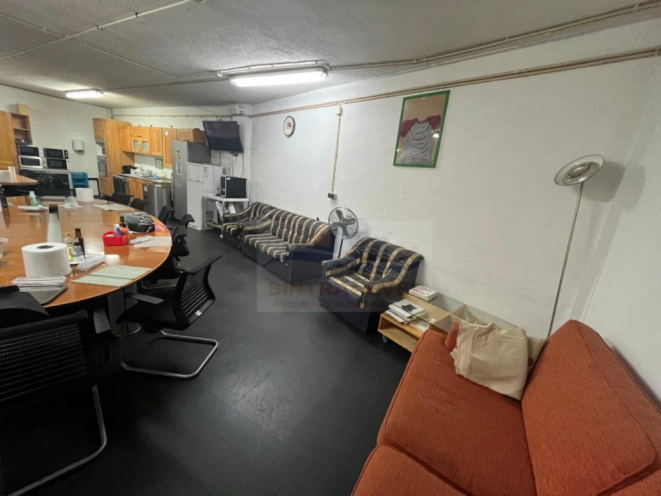 Armazém para Venda em Marvila Foto 9