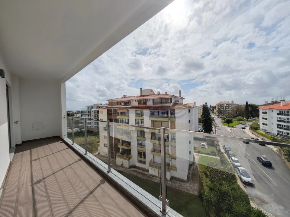 Apartamento T2 para Venda em Carcavelos e Parede Foto 30