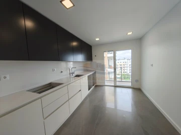 Apartamento T2 para Venda em Carcavelos e Parede