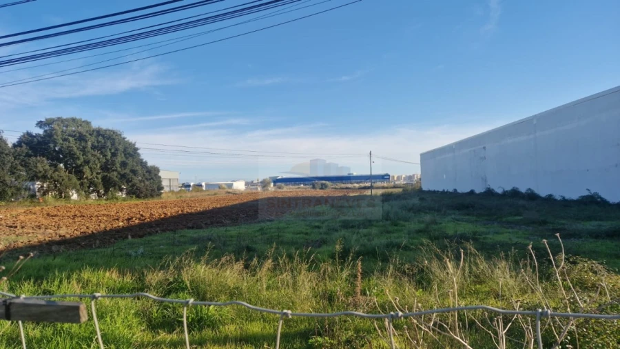 Terreno para Venda em Carregado e Cadafais Foto 2