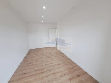 Apartamento T2 para Venda em Mina de Água