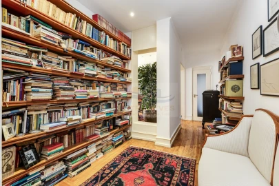 Apartamento T6 para Venda em Areeiro