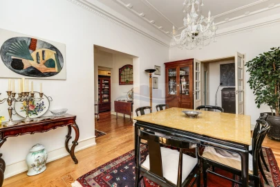 Apartamento T6 para Venda em Areeiro