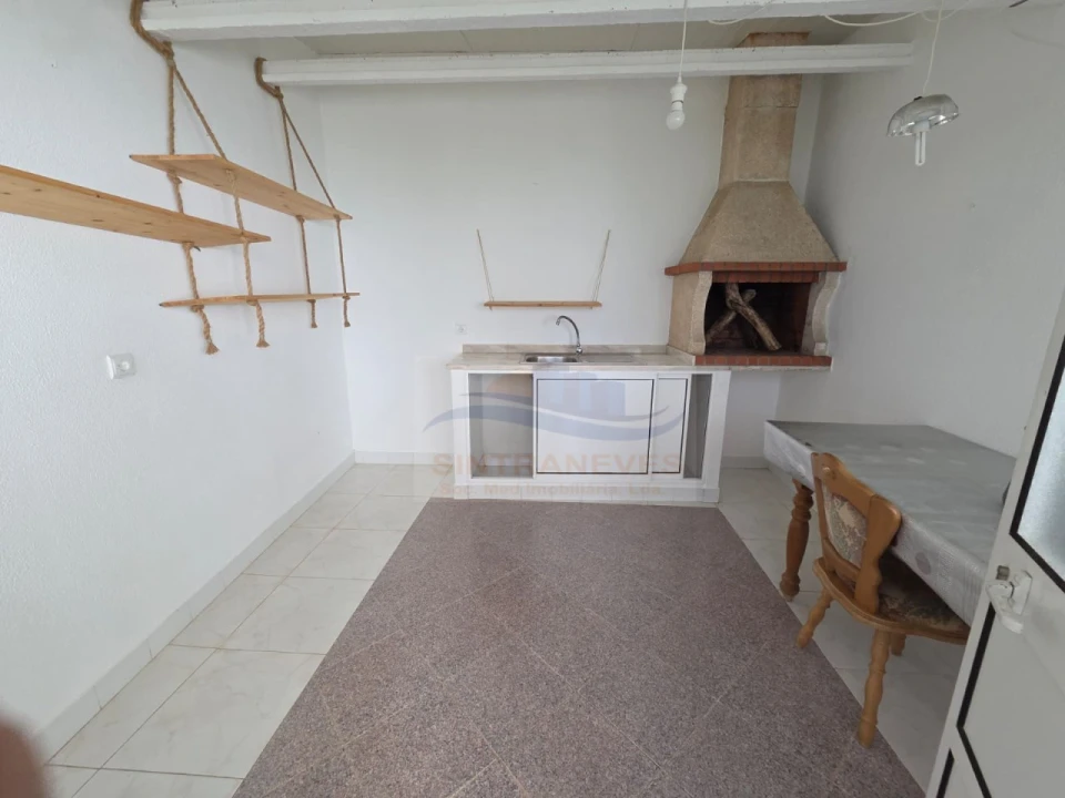 Apartamento T2 para Venda em Venteira Foto 10