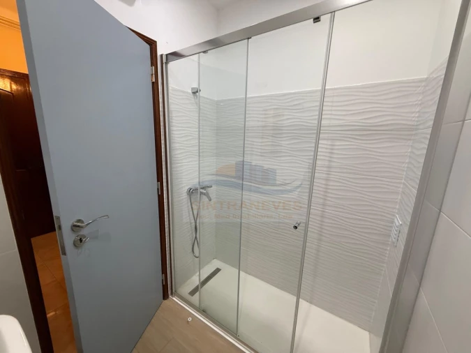 Apartamento T2 para Venda em Venteira Foto 16