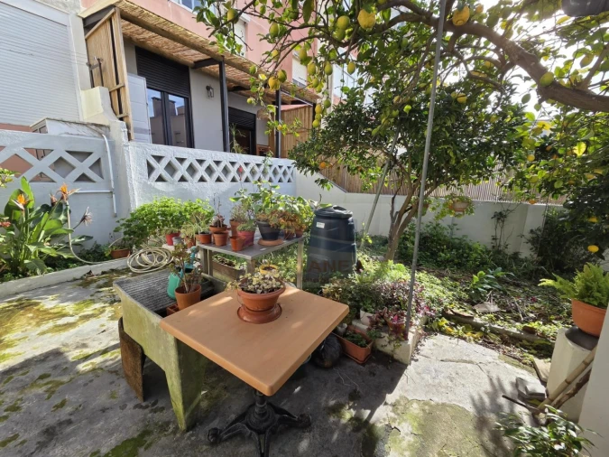 Apartamento T2 para Venda em Venteira Foto 28