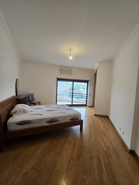 Apartamento T4 para Venda em Marvila, Ribeira Santarém, São Salvador, São Nicolau