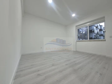 Apartamento T2 para Venda em Almada, Cova da Piedade, Pragal e Cacilhas