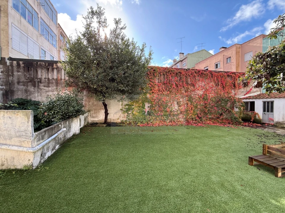 Apartamento T3 para Venda em Venteira Foto 1