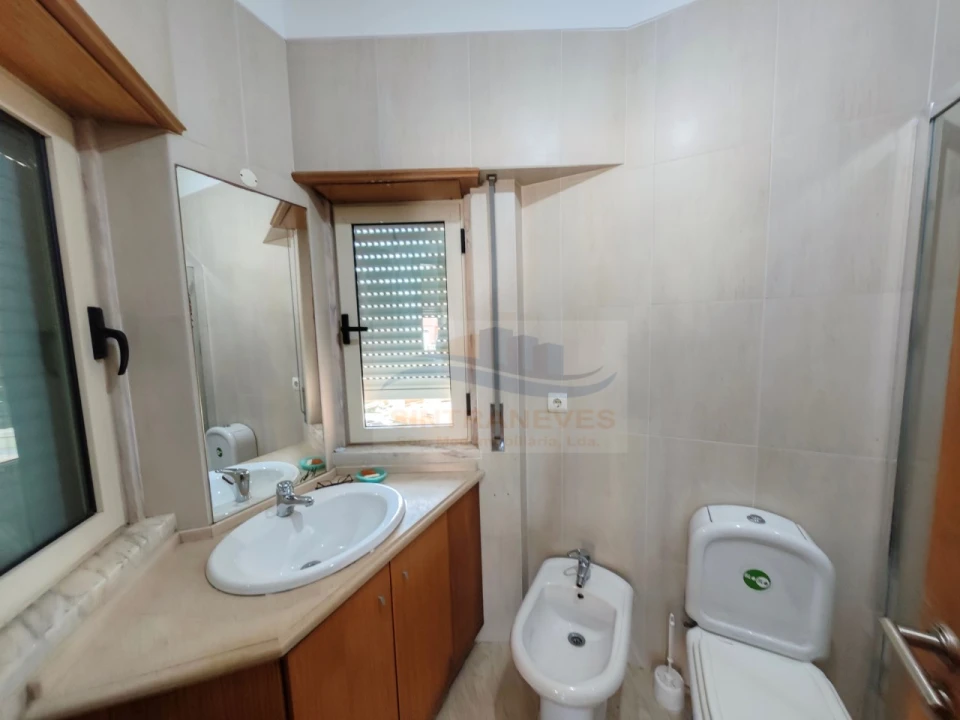 Apartamento T3 para Venda em Ramada e Caneças Foto 15