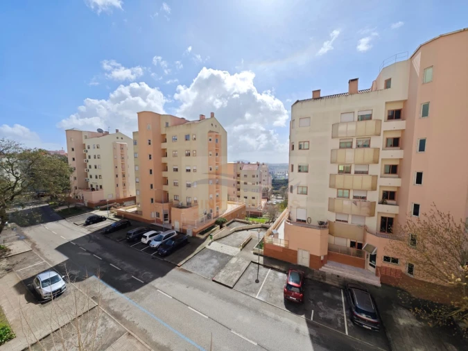 Apartamento T3 para Venda em Ramada e Caneças Foto 19