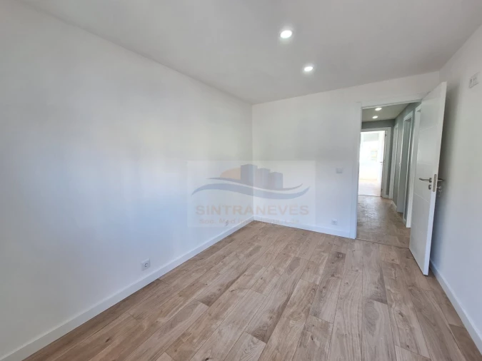 Apartamento T3 para Venda em Falagueira-Venda Nova Foto 17